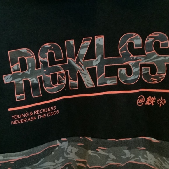 Young & Reckless hoodies Youth large - Picture 2 of 8